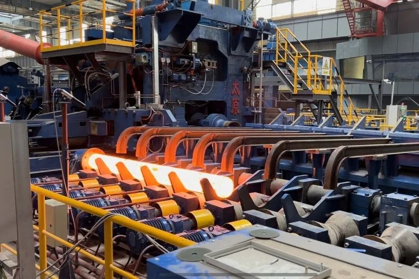 Cangzhou Baoyang Pipeline Equipment Co., Ltd. dây chuyền sản xuất của nhà sản xuất